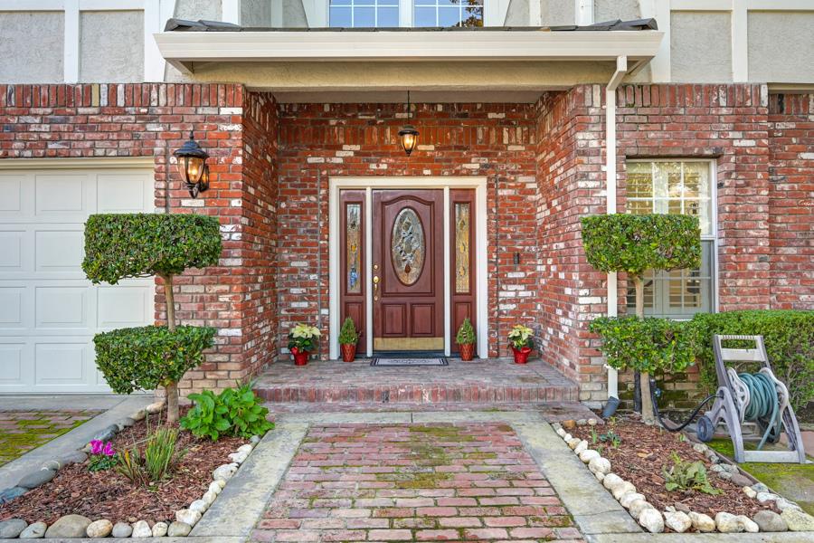 4816 Breckenridge Court