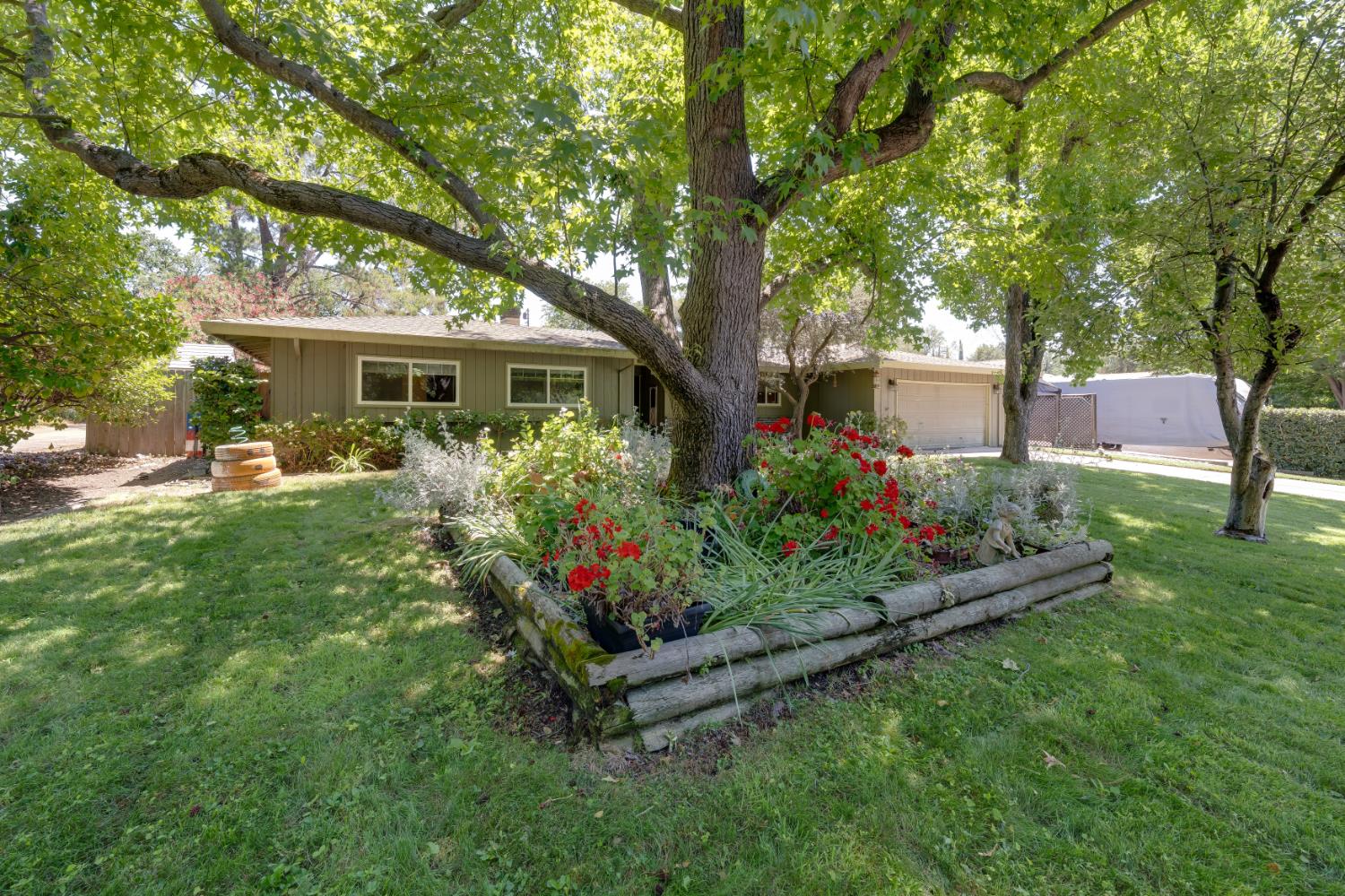 5765 Hoffman Lane