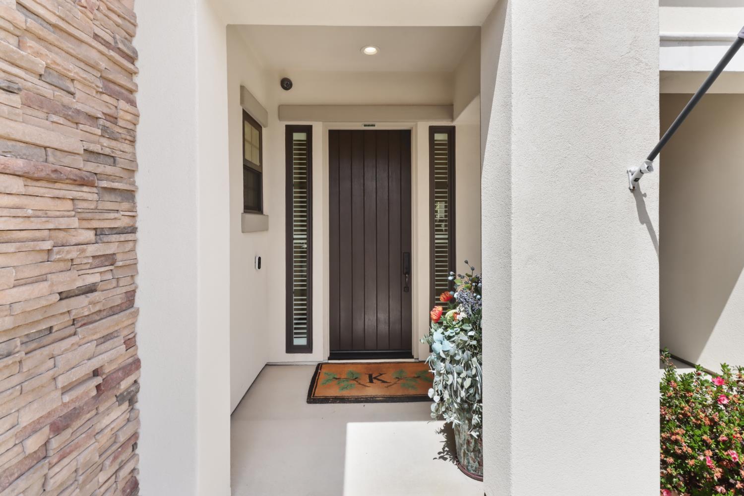 3545 Serramont Court