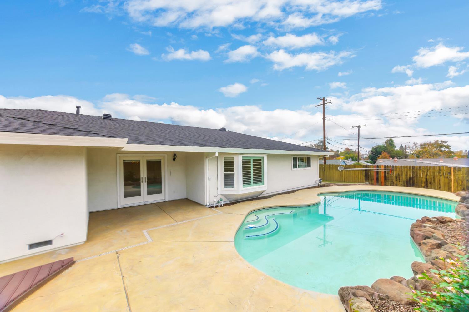 6420 Saint James Drive