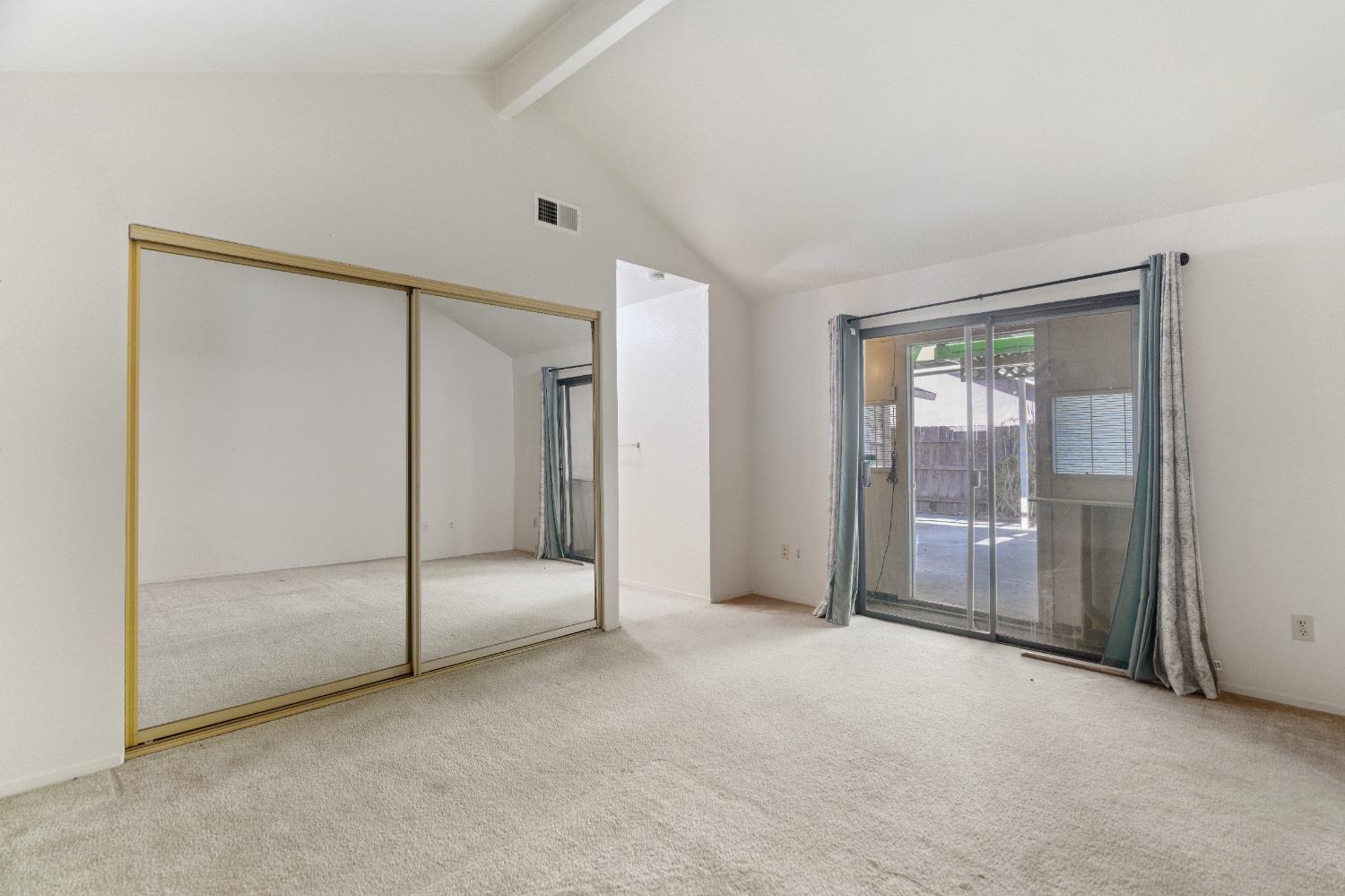 Stockton, California 95210, United States, 3 Bedrooms Bedrooms, ,2 BathroomsBathrooms,Residential,Active,142149