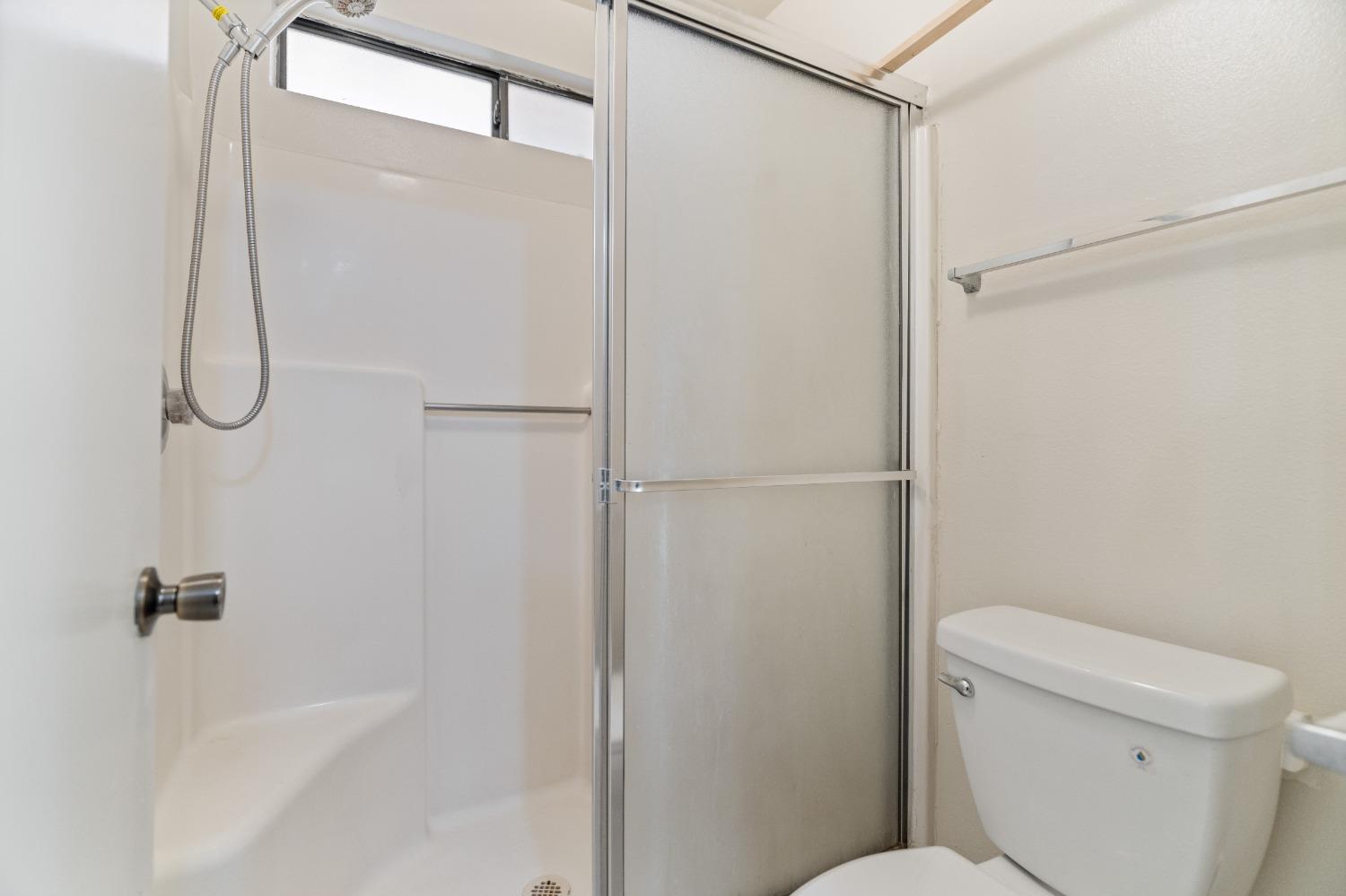 Stockton, California 95210, United States, 3 Bedrooms Bedrooms, ,2 BathroomsBathrooms,Residential,Active,142149