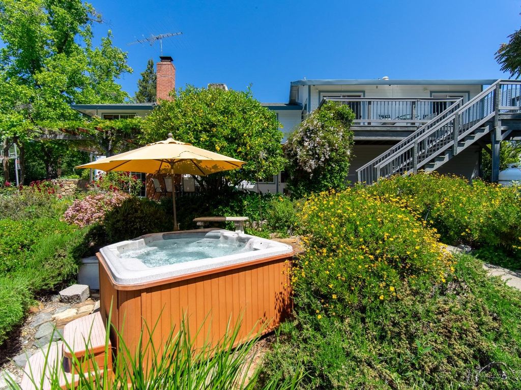 Photo of 206 Judy Drive, Placerville, CA 95667 (MLS # 225147039)