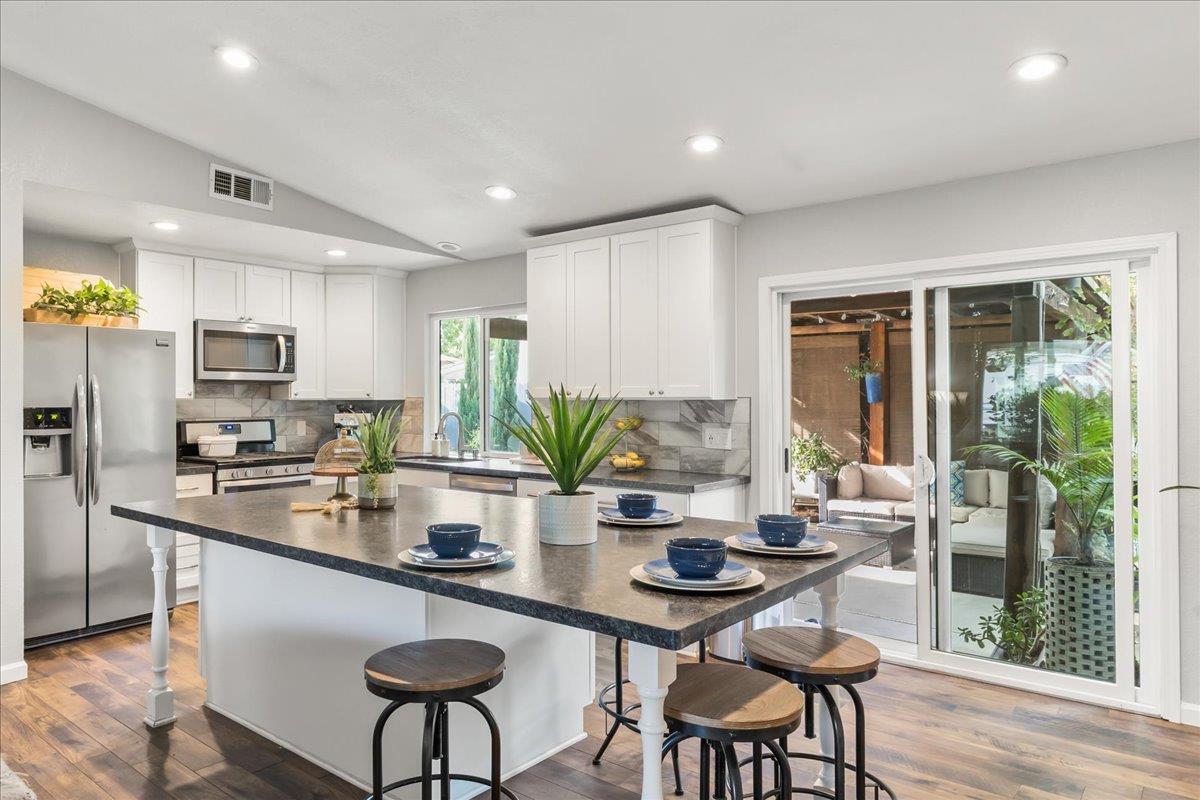 2660 Summerfield Drive