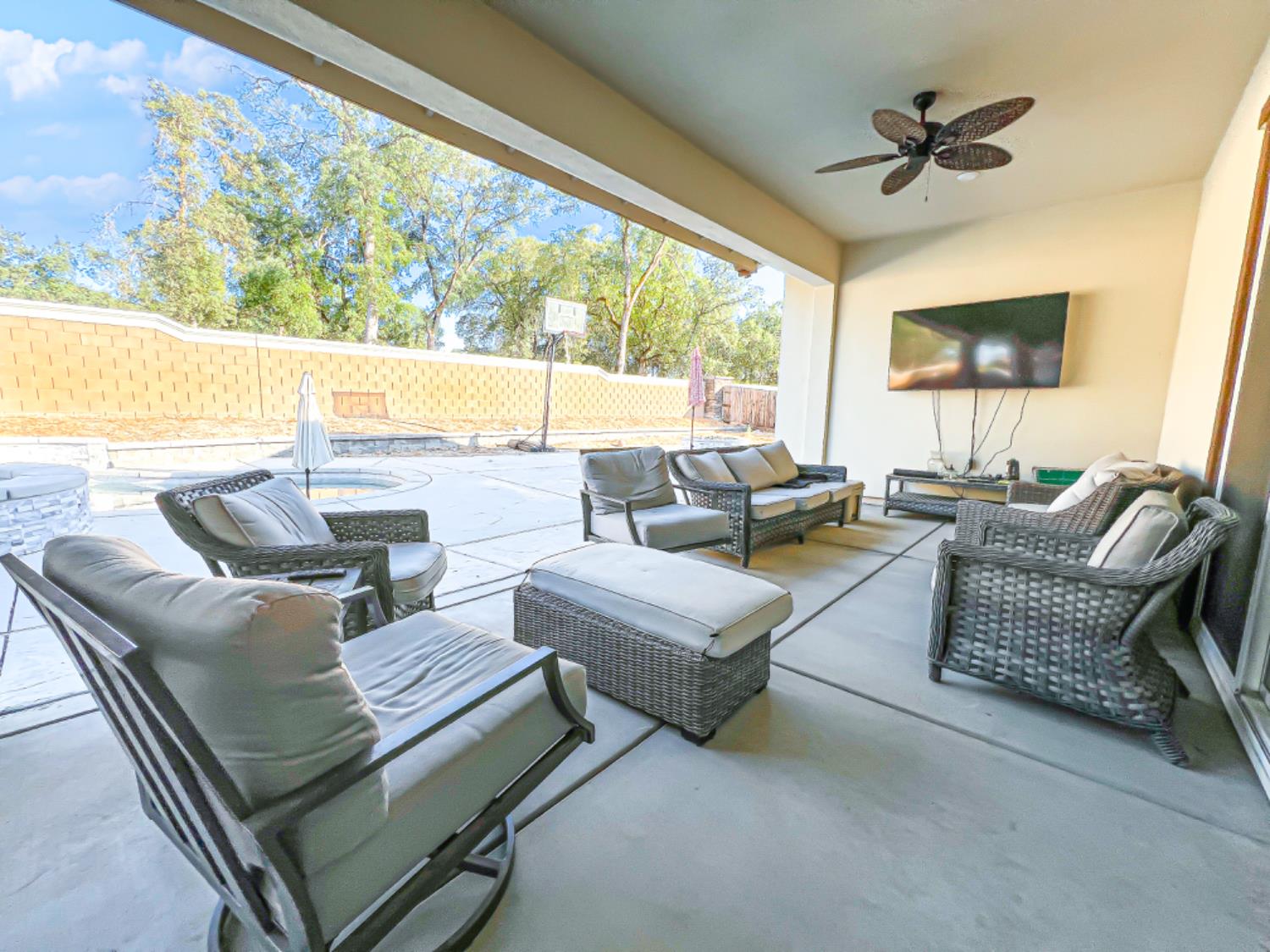 2135 Pinehurst Drive