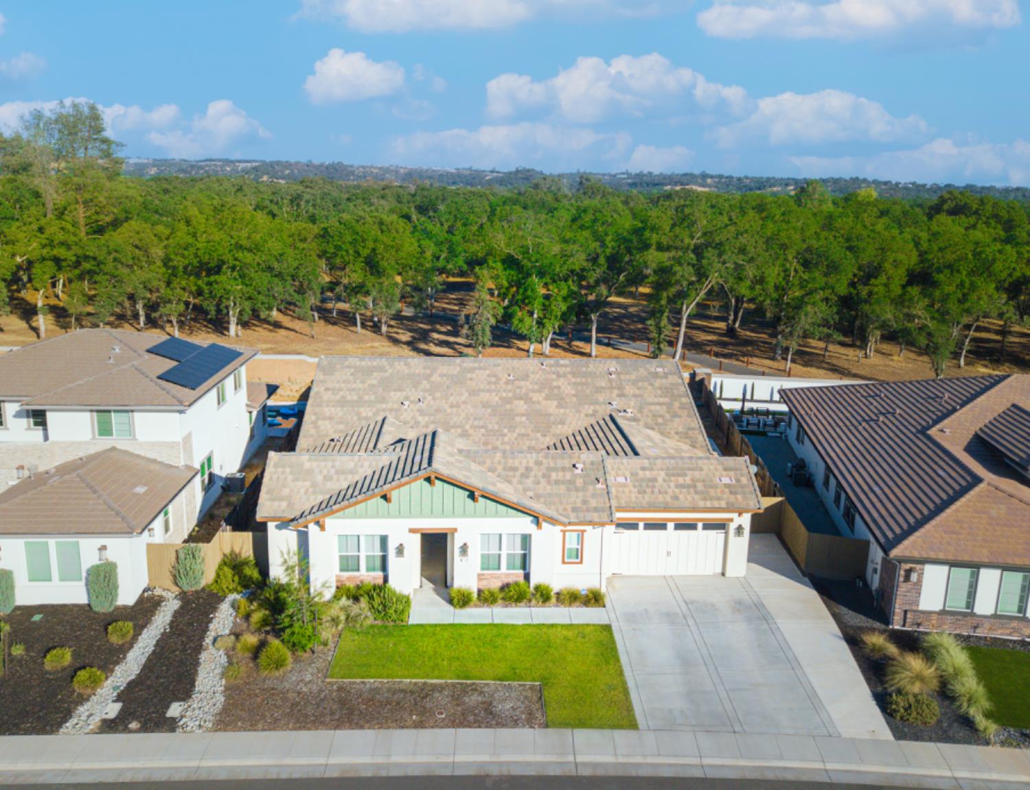 2135 Pinehurst Drive