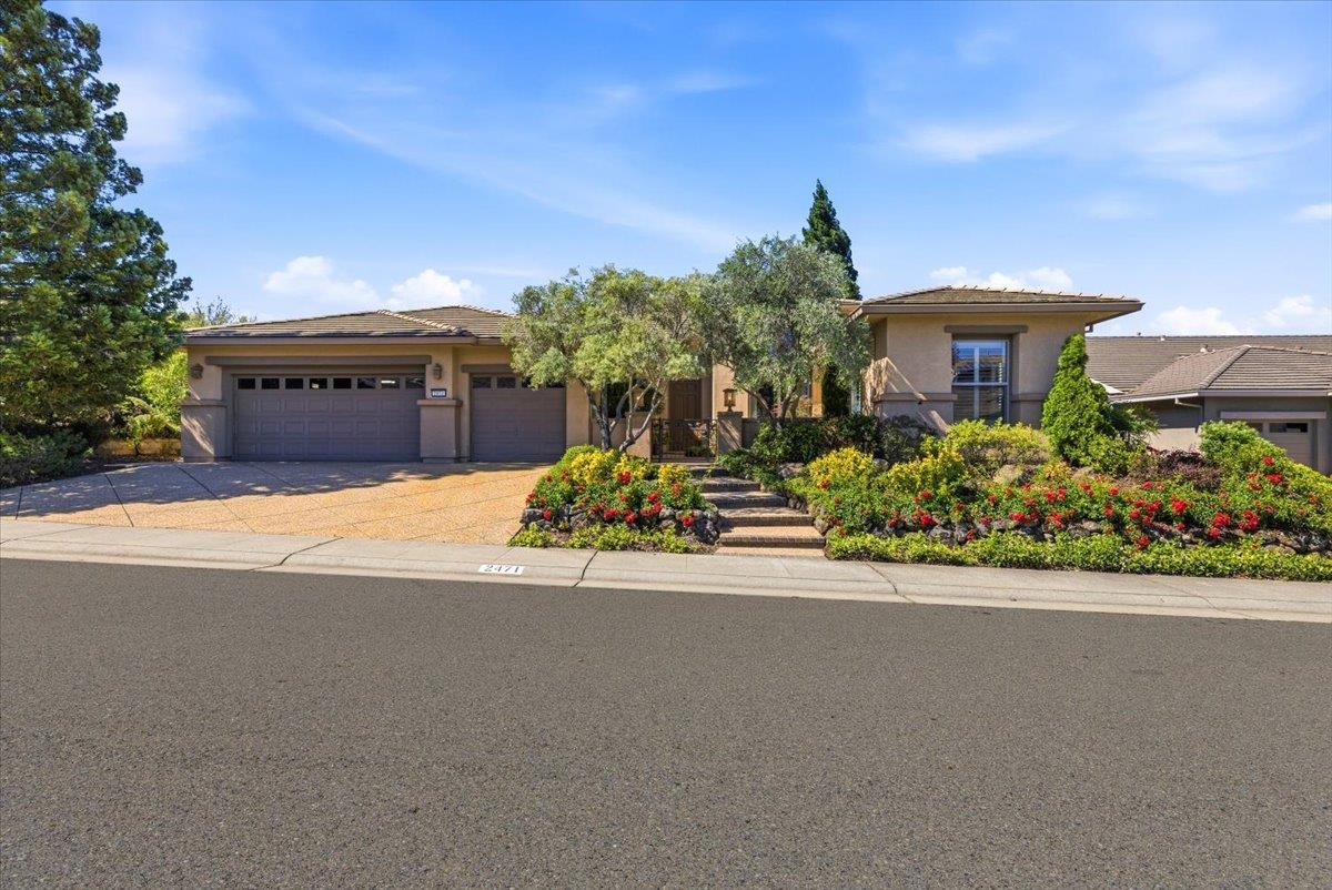 2471 Walden View Lane