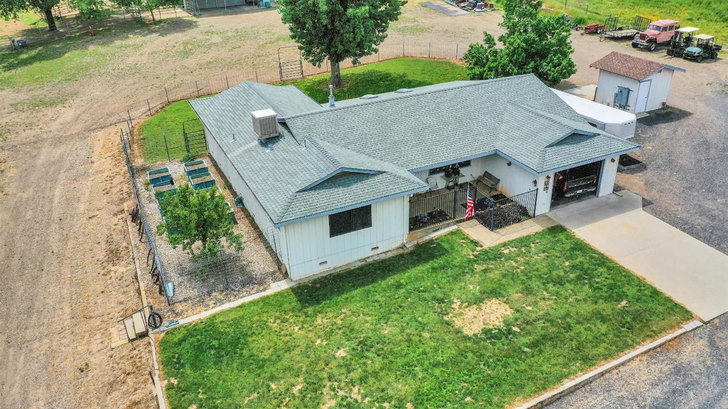 22025 Ferretti Road