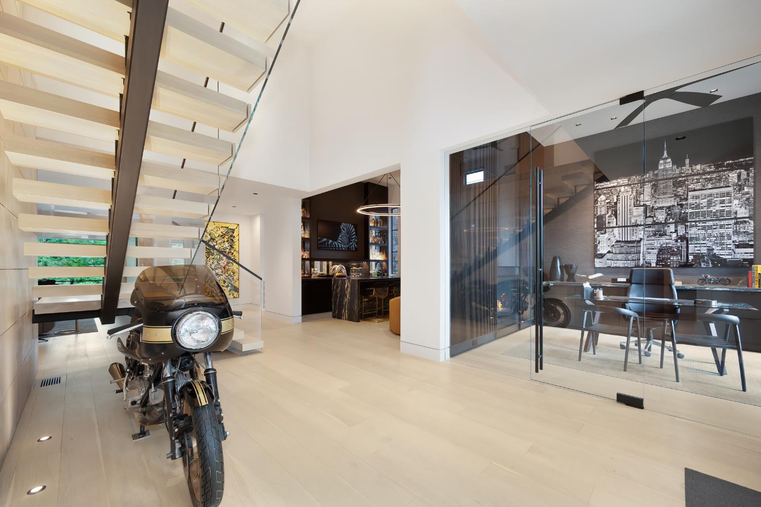 5020 Manchester Court