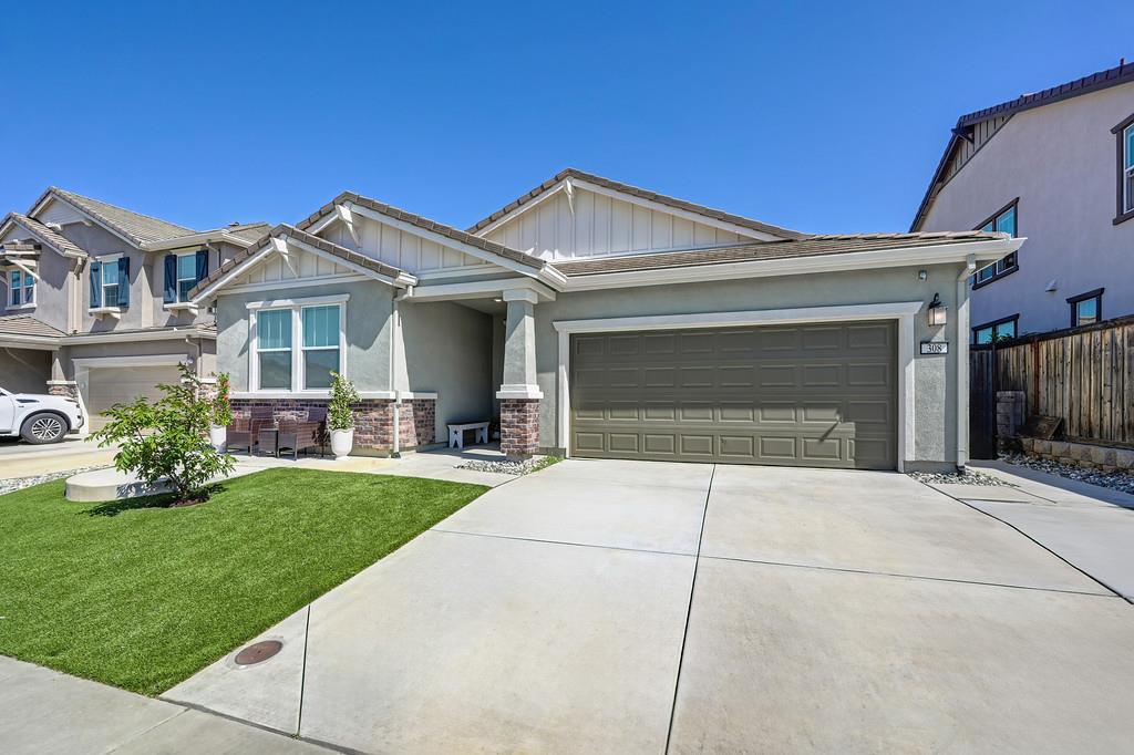 308 Cabra Court