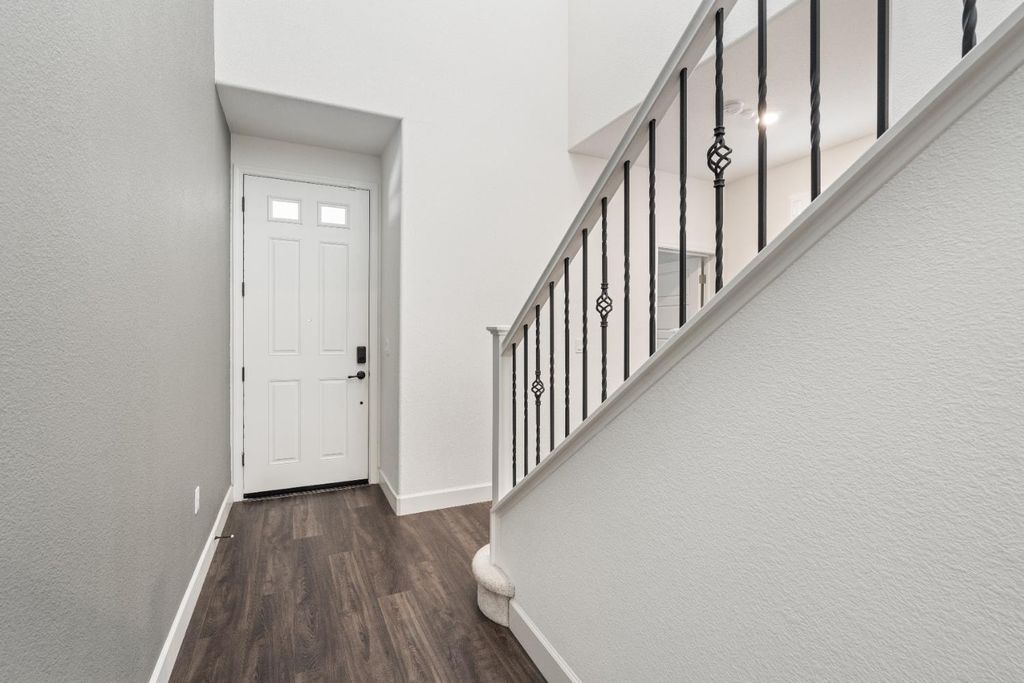 Photo of 5649 Harveston Way, Sacramento, CA 95835 (MLS # 226016539)