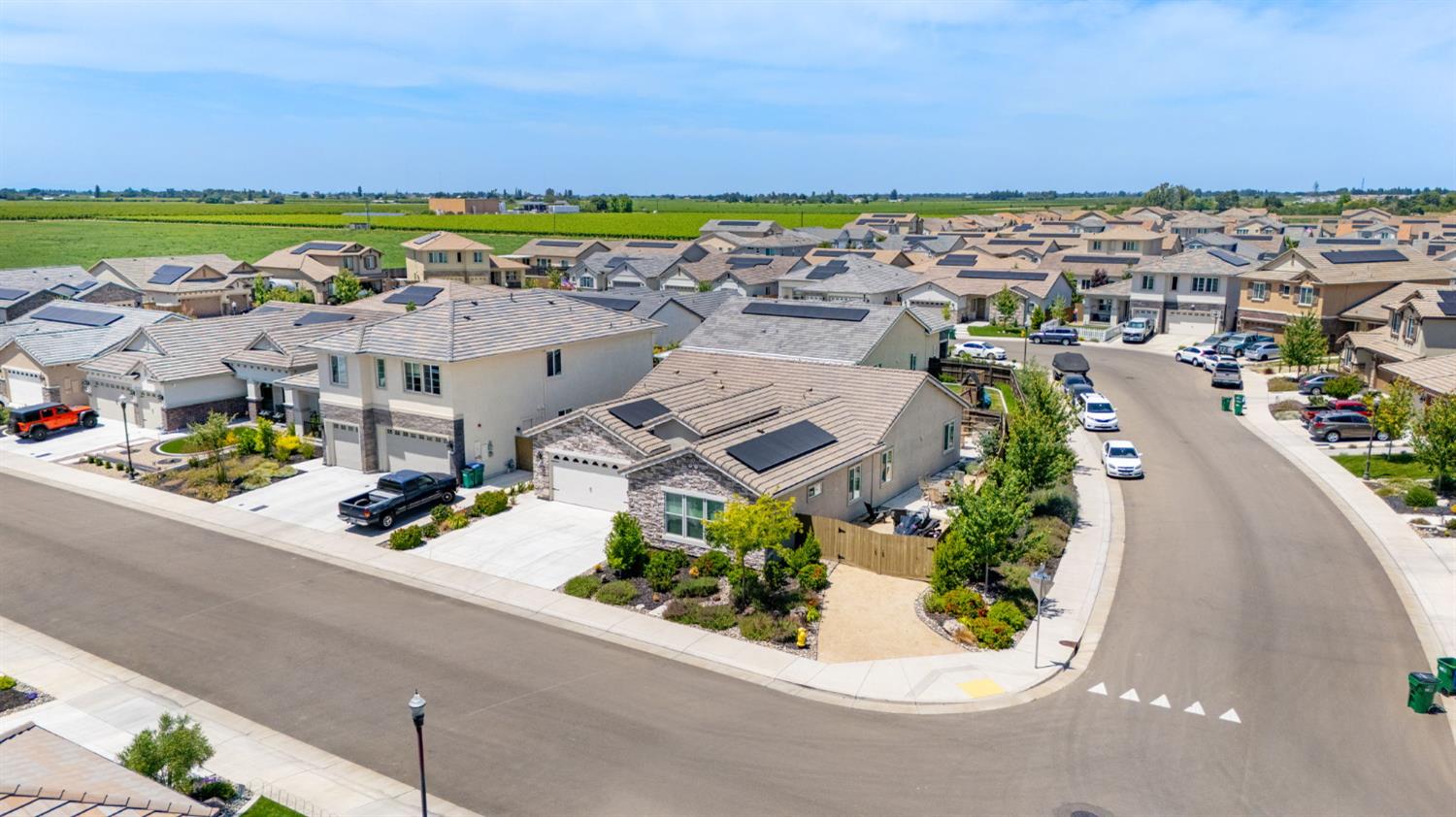 3009 Tulip Way