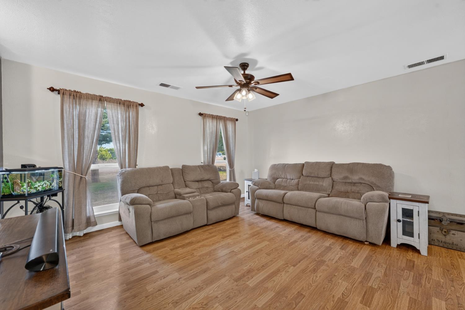 204 Barry Road