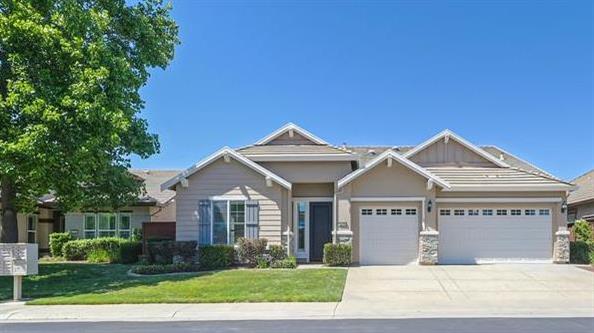 2438 Langtree Drive