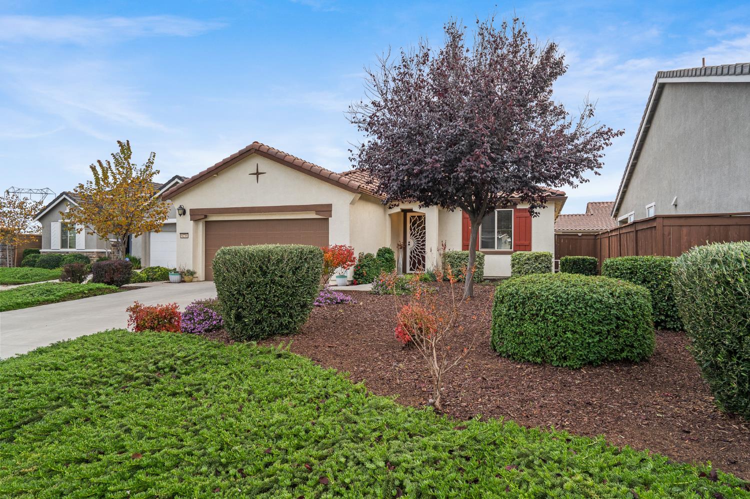 9276 Red Thistle Court