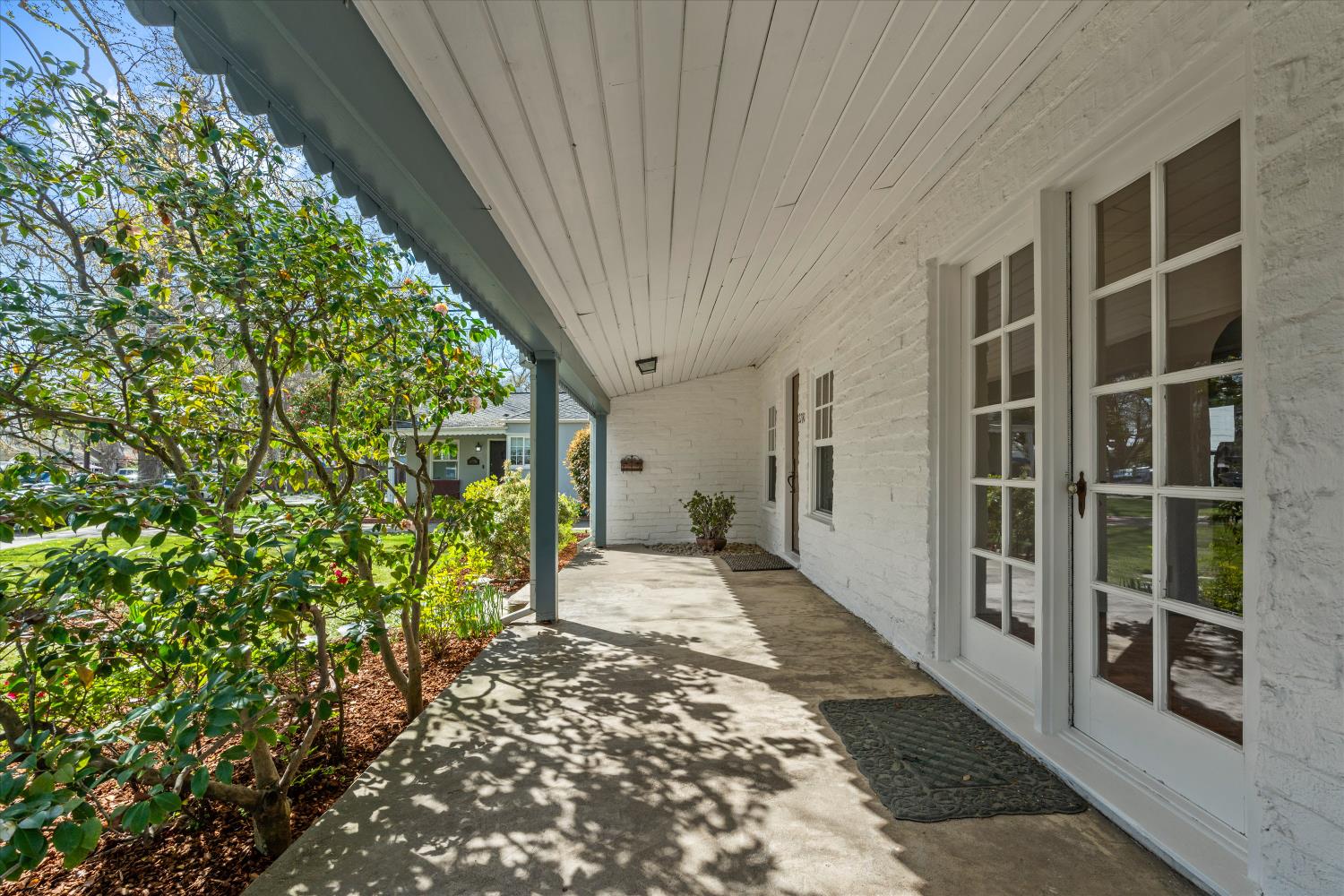 2770 Freeport Boulevard