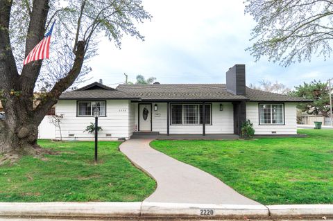 2220 N El Capitan Drive Turlock CA 95380