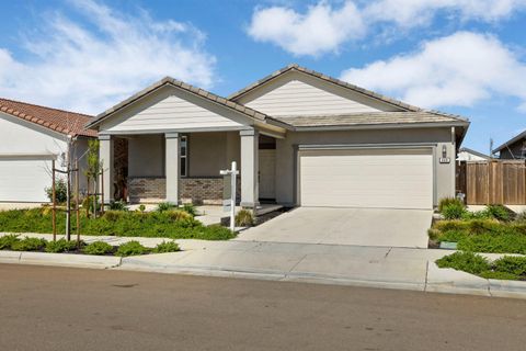 989 Osprey Drive Lathrop CA 95330