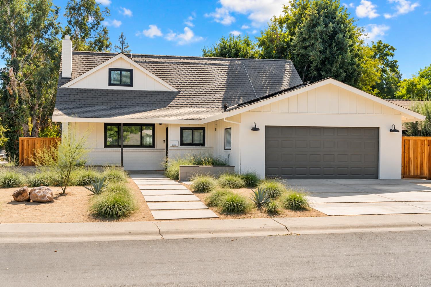 2802 Layton Drive