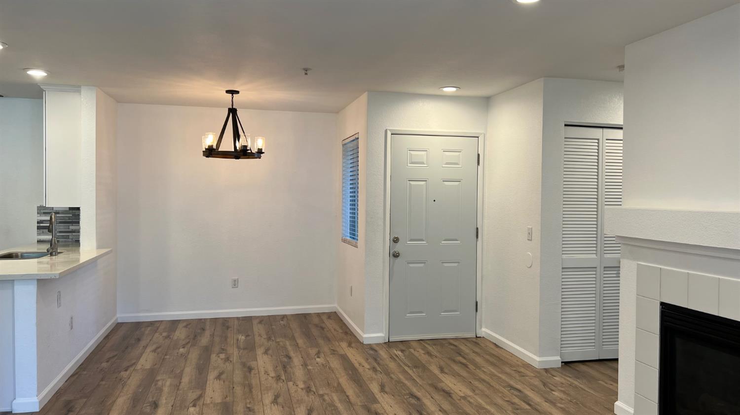 8020 Walerga Road 1201