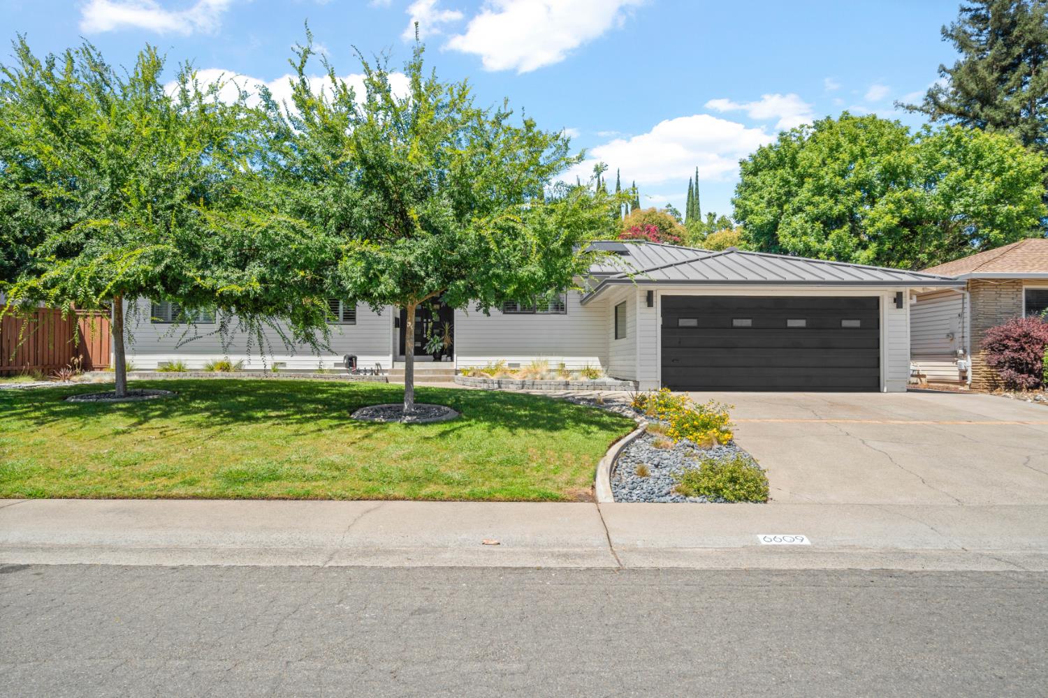6609 Penney Way