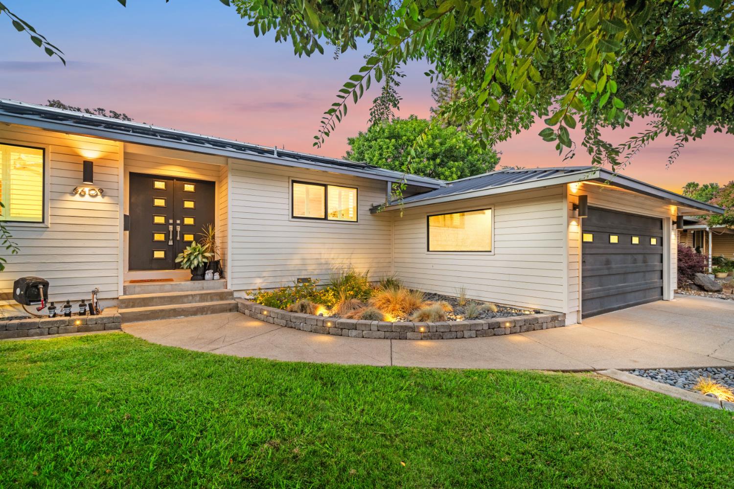 6609 Penney Way