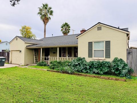 2248 Rainbow Avenue Sacramento CA 95821