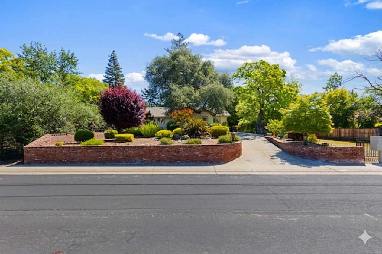 5625 Foothill Road