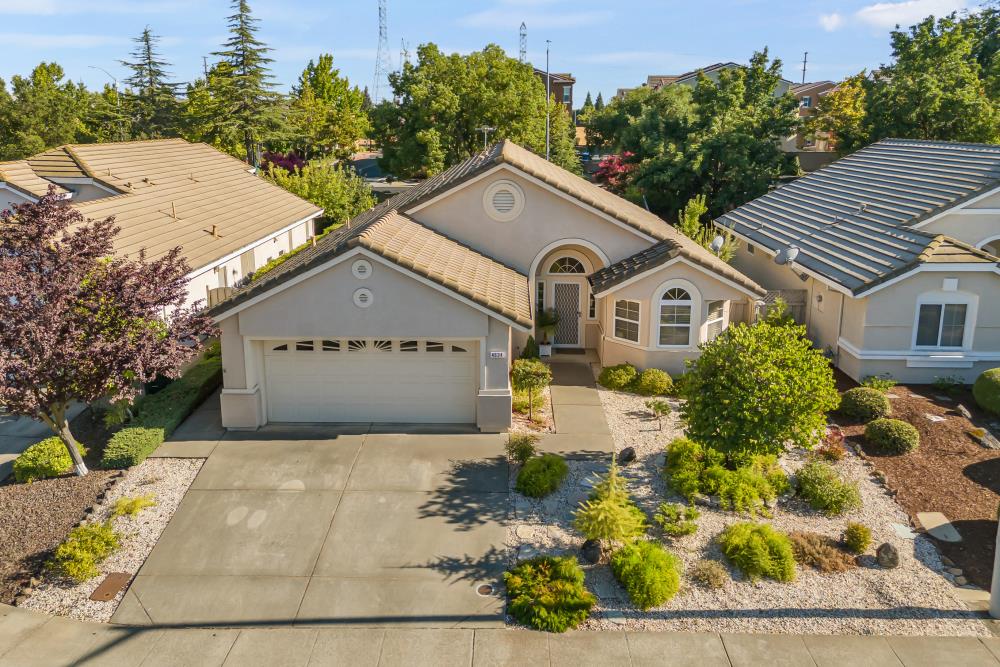 4634 Wanderlust Loop