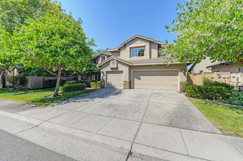 1113 Kingfisher Circle Folsom CA 95630