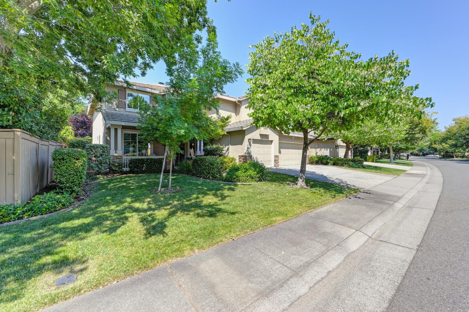 1113 Kingfisher Circle