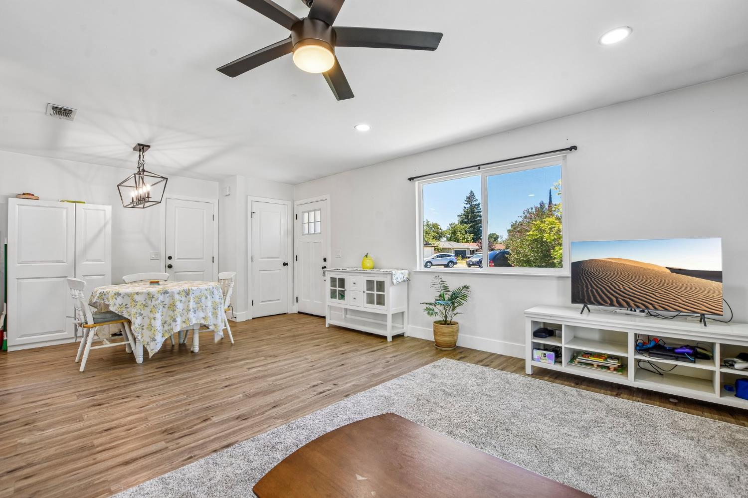 1502 Hazel Court