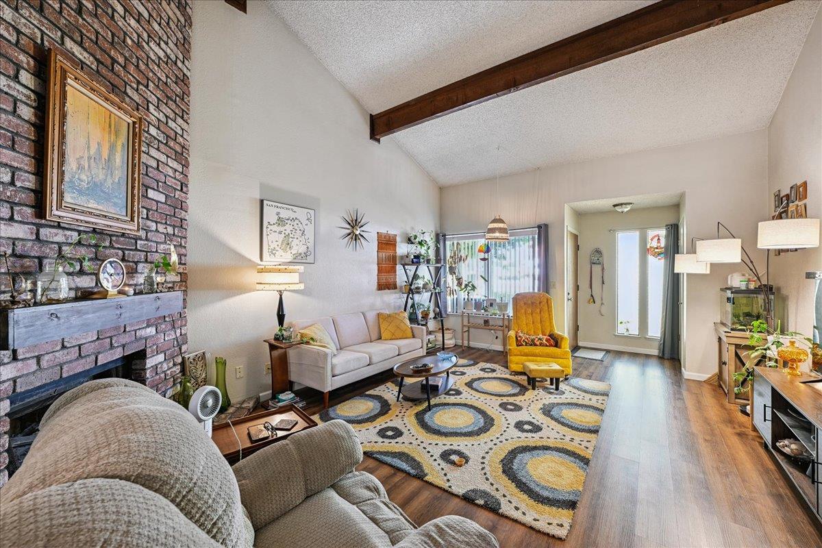 5953 Moss Creek Circle