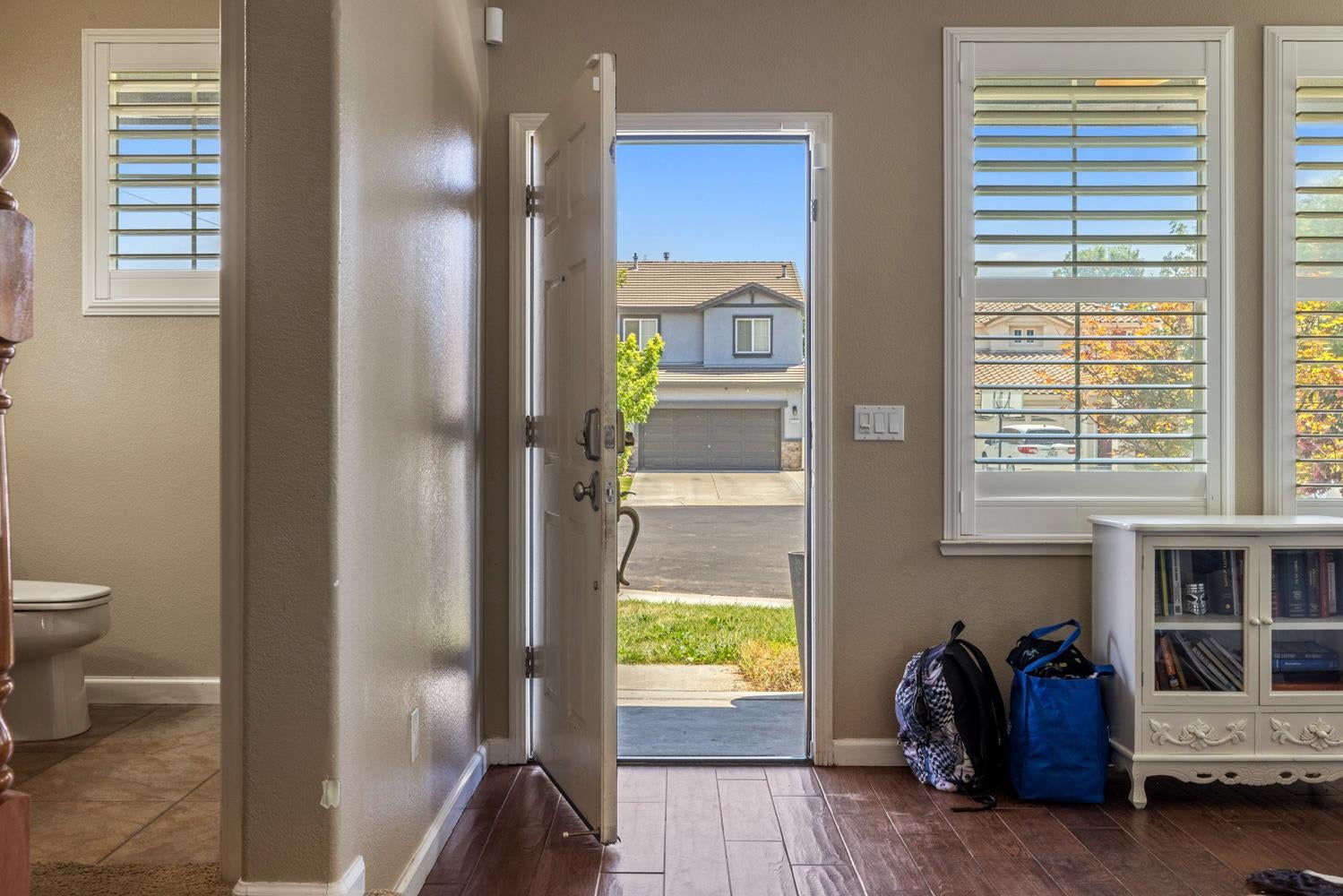 5323 St Elmo Court
