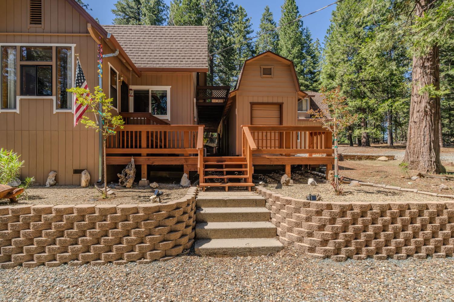 20516 E Pine Drive