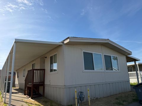 43 Via Grande Olivehurst CA 95901