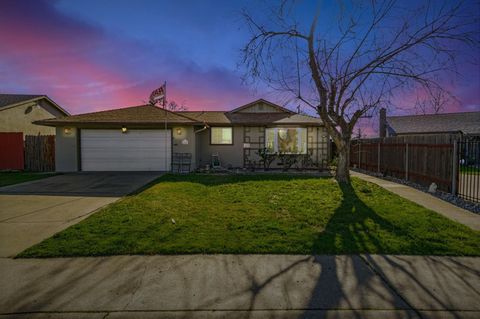 4512 Ruskin Court, Sacramento, CA 95842 - MLS#: 225002461