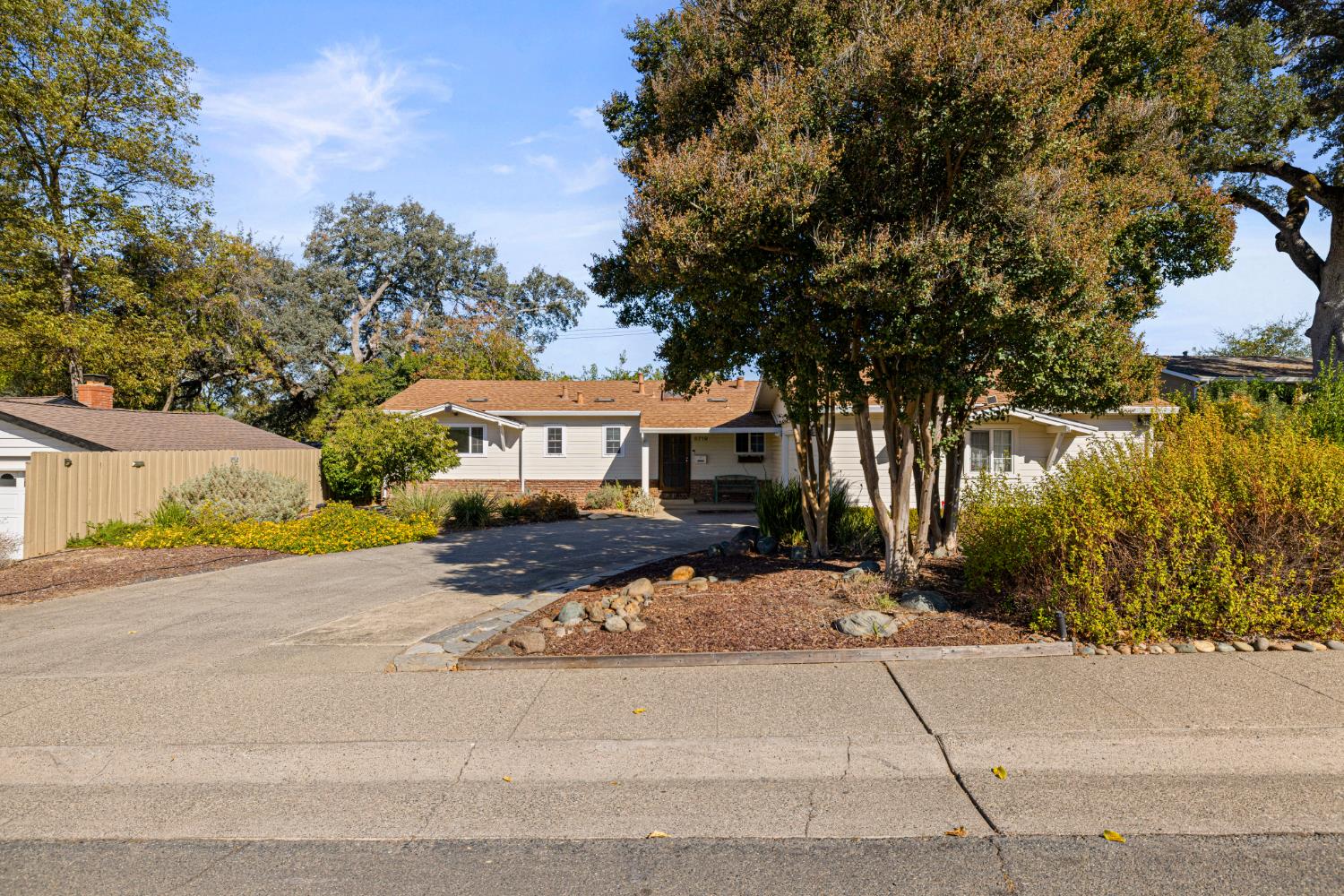 8719 Mohawk Way