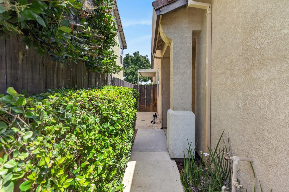 8888 Billfish Way