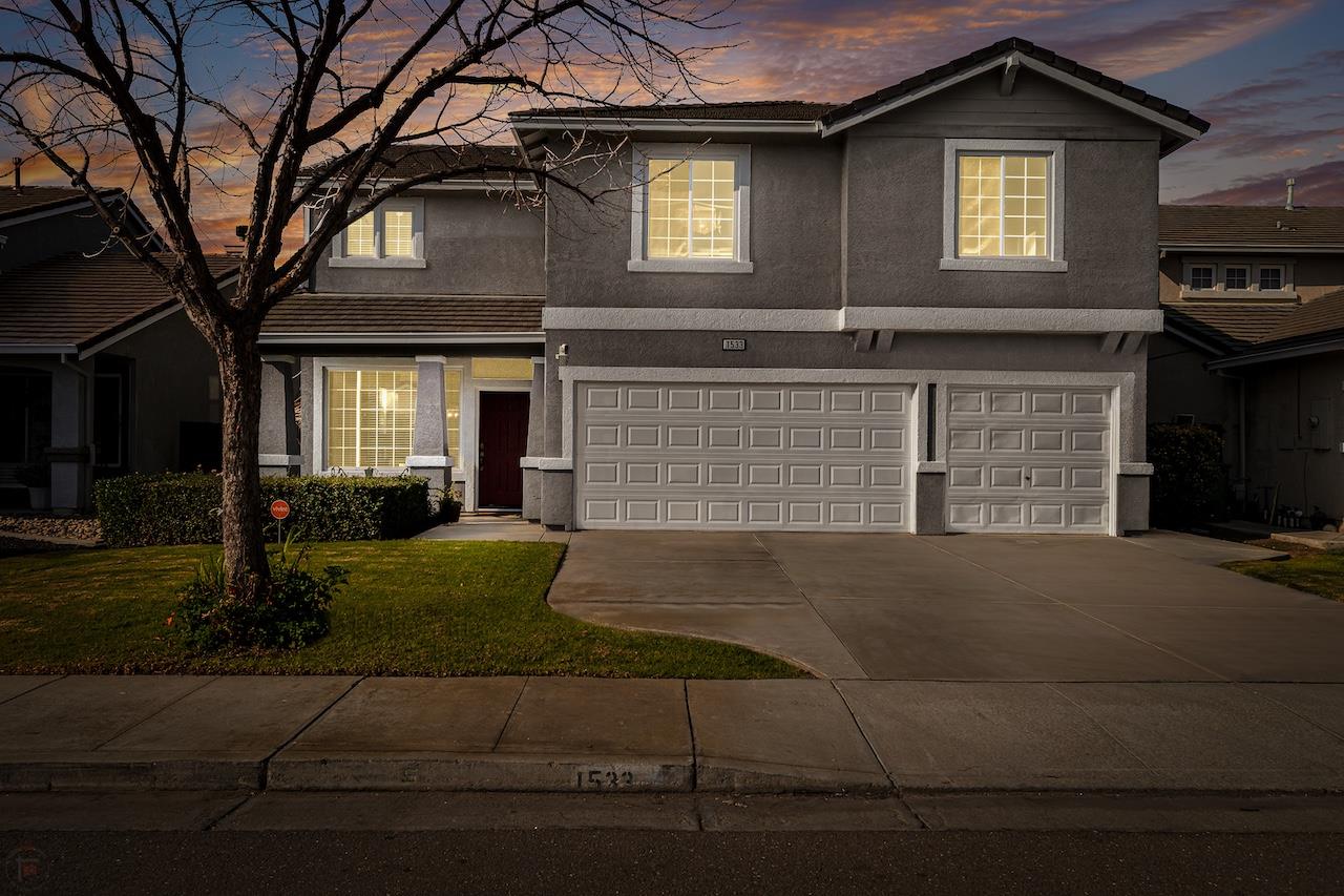 1533 Vinewood Way