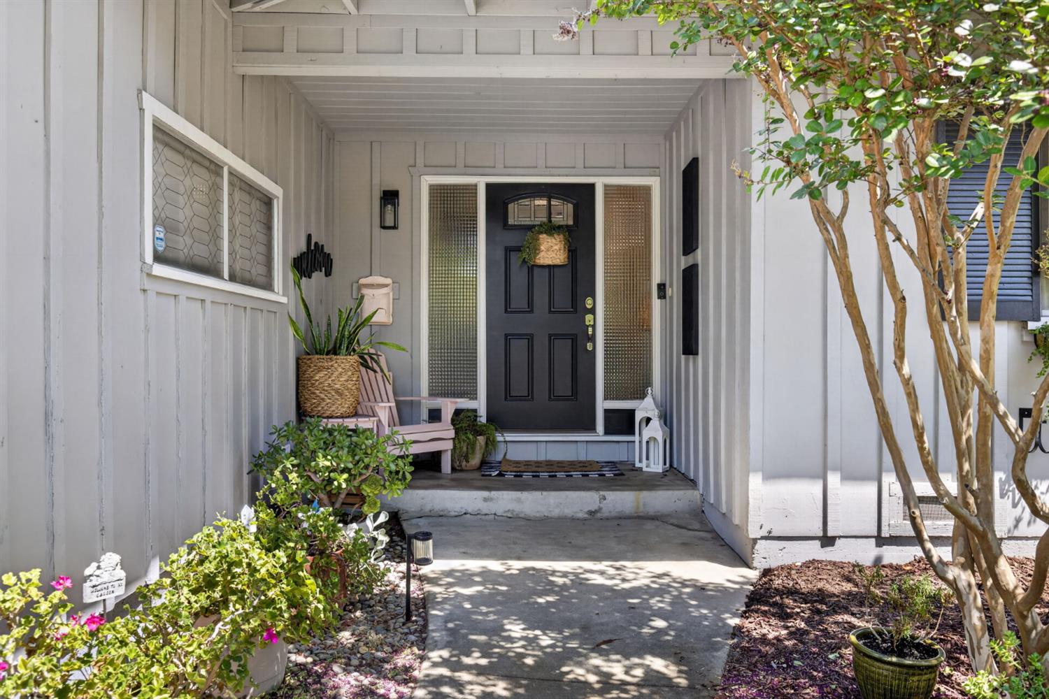 5724 Southgrove Drive