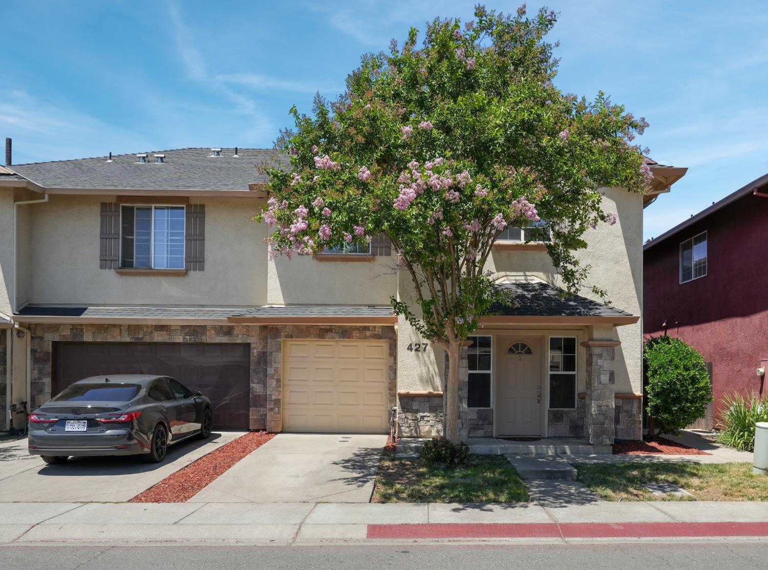 427 Hetherington Circle