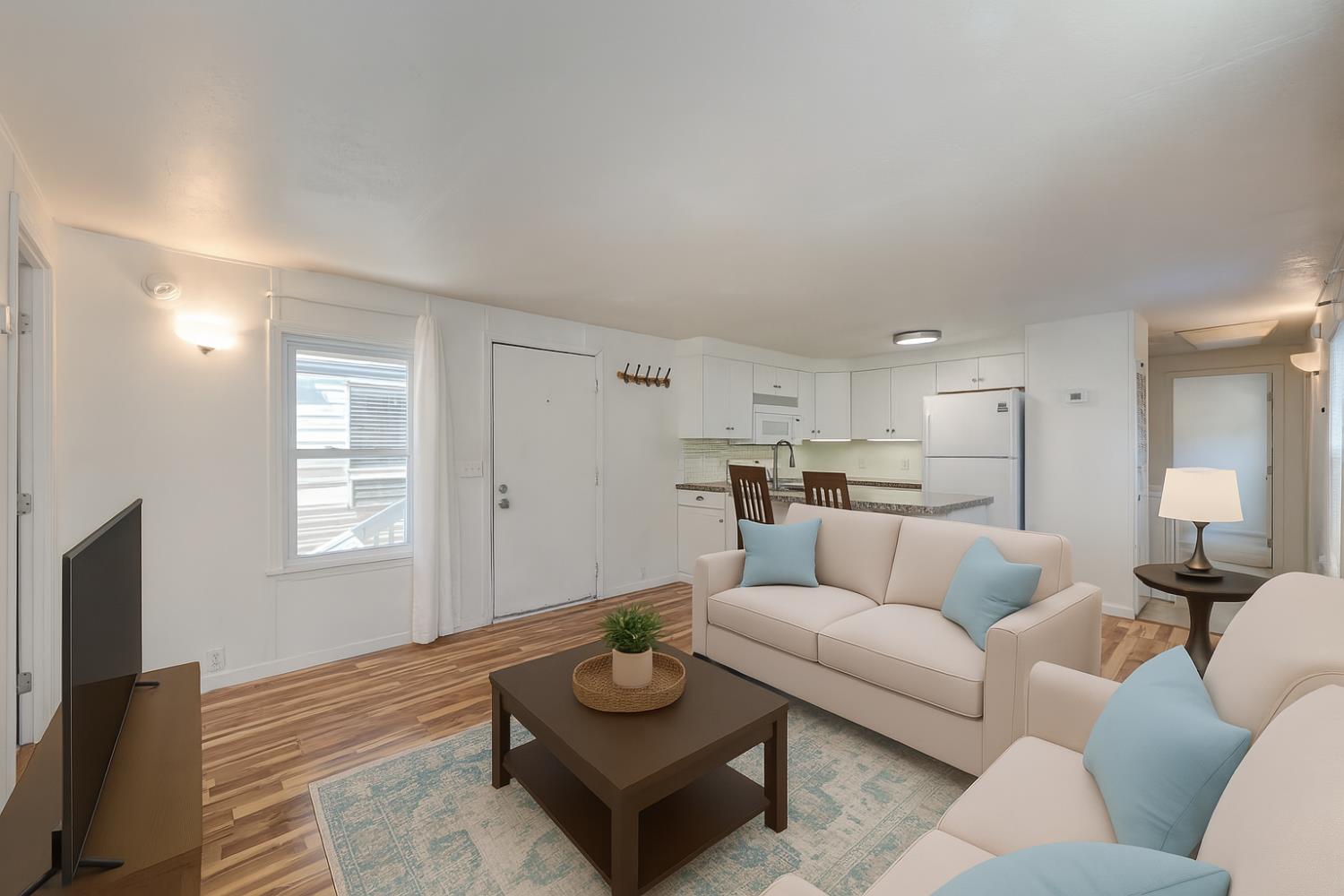 1027 Olive Drive 14