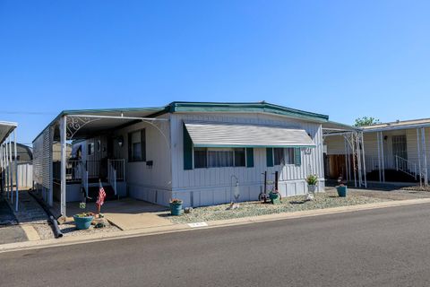 2505 Jackson Avenue Unit 145, Escalon, CA 95320 - MLS#: 225063234