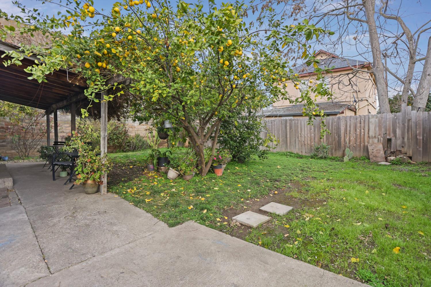 517 S Sacramento Street