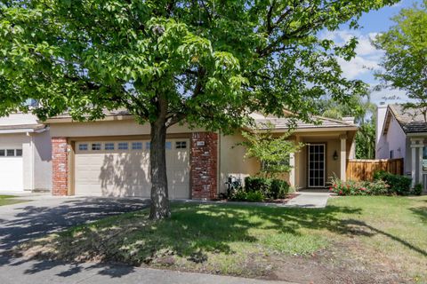 1138 Newmark Way Folsom CA 95630