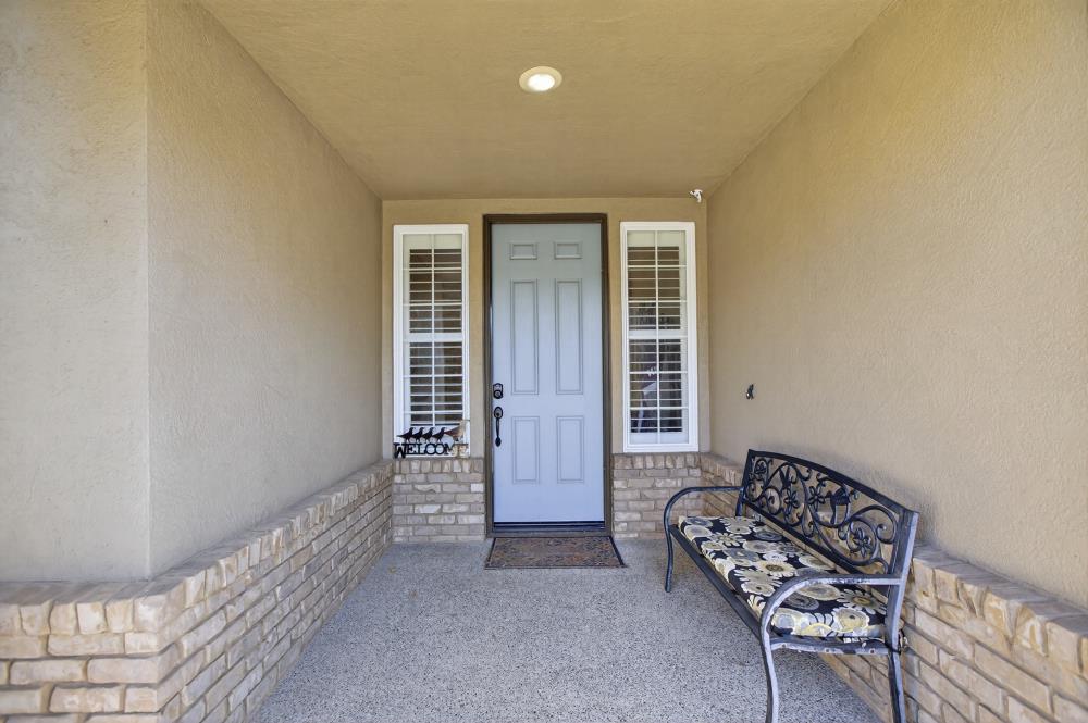 9112 Quail Terrace Way