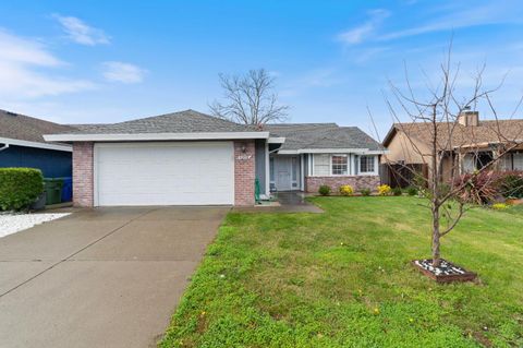 9208 Primera Court Elk Grove CA 95758