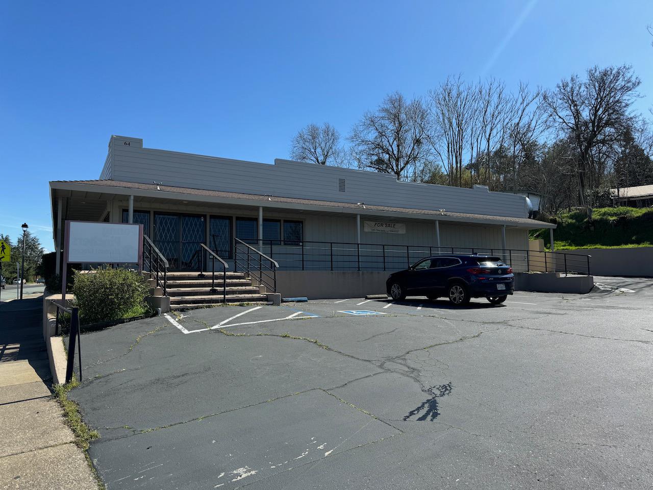 64 E Saint Charles Street