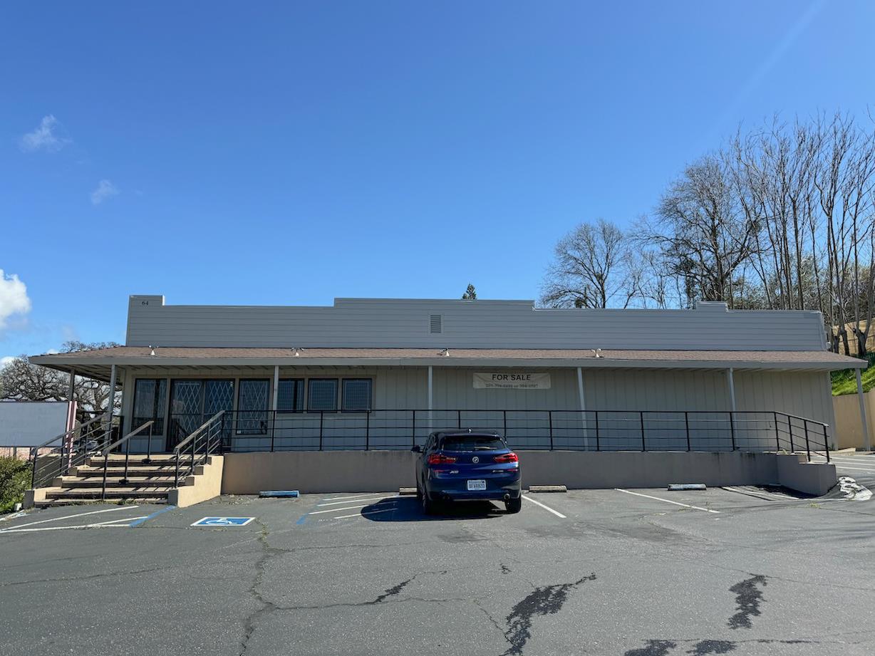 64 E Saint Charles Street